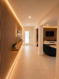 Modern Miami Mansion Pool & Soccer and Game Room - 6