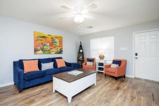 Wave on Wave Modern & Cozy - 2