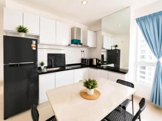 Mansion One l Luxe Family Retreat SEAVIEW l Gleneagle l by PSH - 9