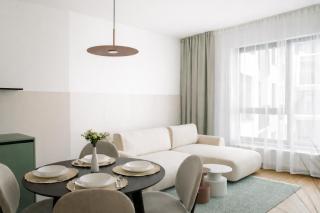 Luxury Infiniti Apartment - FREE PARKING - 7