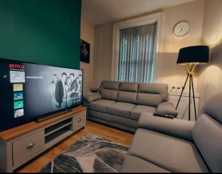 3BR comfy Belfast stays - 6