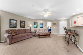 The Shoreline Suite 2BDR - 2