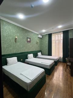 Buta Hotel Berde - 4