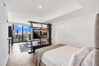 Luxury Miami Studio with Balcony - 3