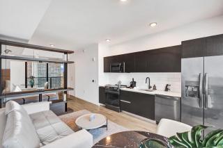 Luxury Miami Studio with Balcony - 1