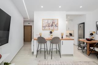 Spacious luxury 2BR flat - Pagrati square - 4
