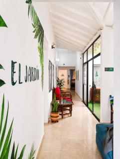 Hospedajes El Jardin - 8
