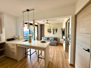 Panoramic view apartment with Pool and Rooftop 01N6 - 2
