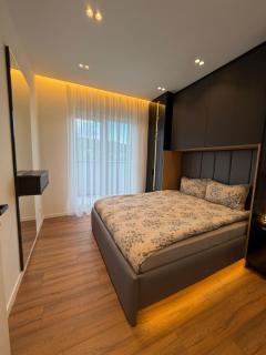 Skyline Penthouse 2 - 1
