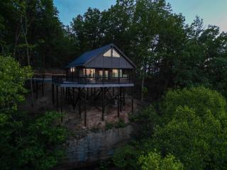 Robyn's Nest -Sky Ridge Retreats - Views- Hot T- - 5