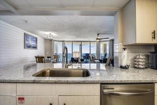 Long Beach Tower 3 #1303 - 2