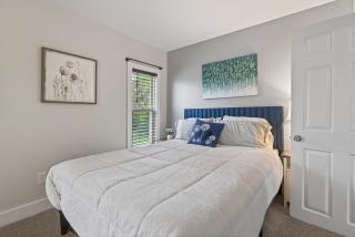 Westside 3 bedroom near Bridge St Close to City of GR Prime Area - 1