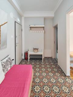 Heart of Koukaki flat, 10’ walk to Acropolis - 5