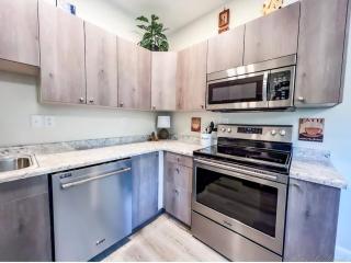 Coastal Retreat - Sandusky - 2