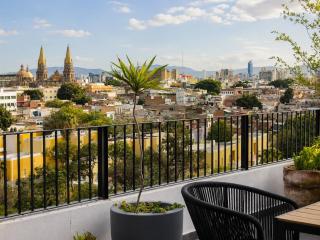 Loft with parking, rooftop, gym at GDL city center - 9