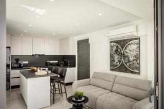 Velora Pool Maisonette - 1