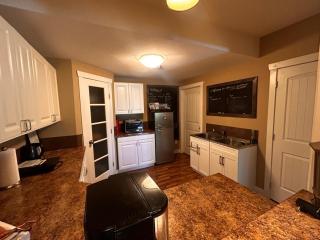Licensed 2-Bedroom Suite Eco-Friendly Solar Home - 1