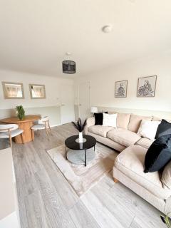 Cosy Home from Home 3 Bed House In Inverness City - 6