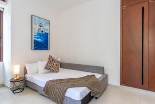 Three Dolphins Villa 4BR, Private Pool, Terrace, Family Fun - 2
