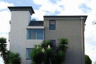 Off Broadway Motel - 1