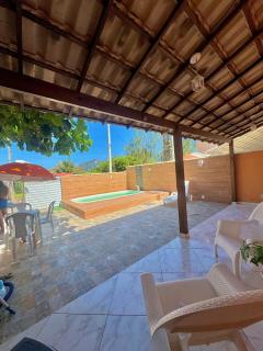 Casa com piscina a 100 metros da praia - 1