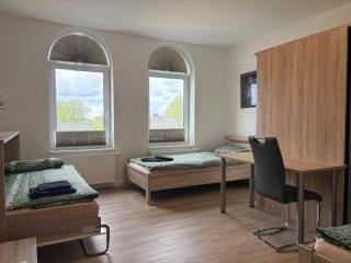 Business Unterkunft Balje 134 - Monteur- & Ferienwohnung mit 8 Einzelbetten - 6