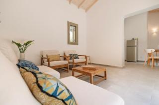 Kalypso Cottage - 3