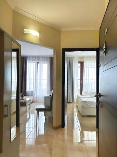Seafront Apartment with Panoramic Terrace - 4