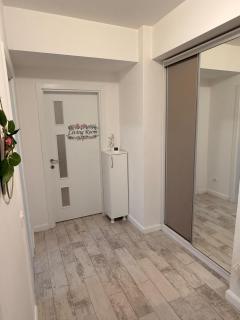 Modern Apartment near Dragonul Roșu - 2