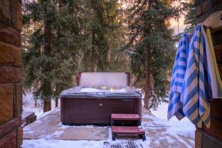 Downtown WP Villa 206 I Private Hot Tub I Views I Activity Program - 7
