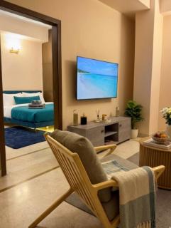 Designer 2 Bedroom Apartment WiFi AC Netflix Iron E-11 Islamabad - 5