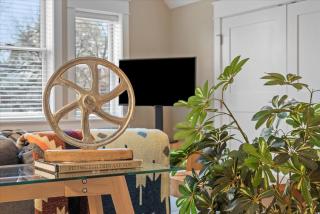 Shadyside Townhome - 8