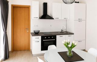 Gorgeous Apartment In Tribanj Sibuljina With Wifi - 9