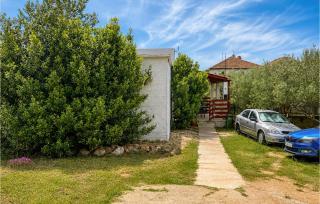 2 Bedroom Nice Home In Zadar - 4