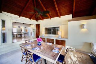 Oceanview Luxury Villa with Infinity Edged Pool - 4