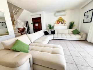 Kalkan'da Deniz Manzaralı 6 Kişilik Villa - 2