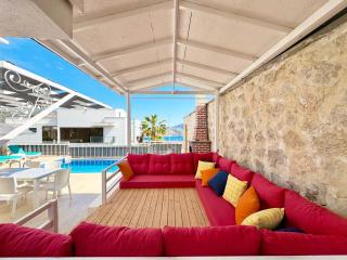 Kalkan'da Deniz Manzaralı 6 Kişilik Villa - 5
