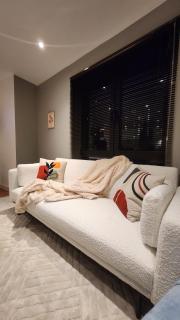 Urban Retreat - Corporate & Extended Stays - 7