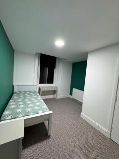 Rose House - 4