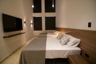 Spectacular 3BR - Private Jacuzzi - Downtown Gem - 2