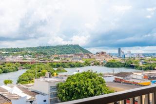 Stylish Duplex Loft - Panoramic Rooftop Pool - 4