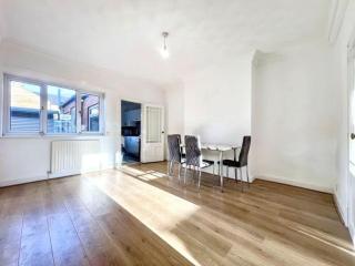 Beautiful 3 bed house in hougton le spring 5 mile to Sunderland Durham seaham beech - 0