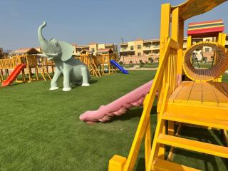 Modern 2-Bedroom Chalet in Orlando 2 Aqua Park Resort - Ain Suchna - 2