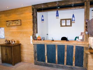 Ski Chalet Apartment for 6 - 1