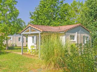Serene cottage near Lot River - 9