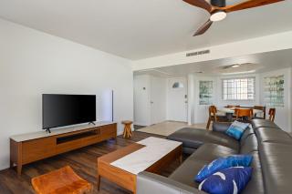 30Days min stay Waikiki Large 2BR, 2Parking Ocean & DH view 1100sq Lanai with Washer Dryer in Unit - 7