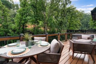 The Nook-Modern Lakeside Cabin - 4