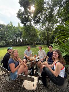 Base Seven Hostel - 9