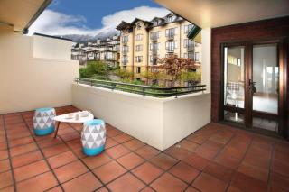 Absolute Waterfront in downtown Queenstown - 2