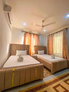 Coral Sands Luxury Apartments F42 E22 - 3